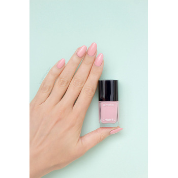 Le Vernis - Lak na nechty 13 ml